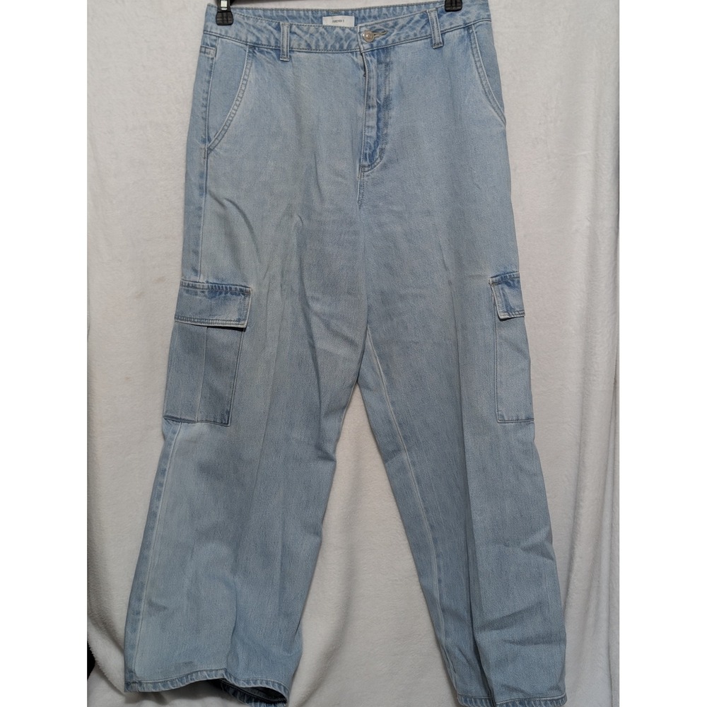 Forever 21 Women Light Wash High Rise Wide Leg Cargo Jeans Size 29 Utility Denim